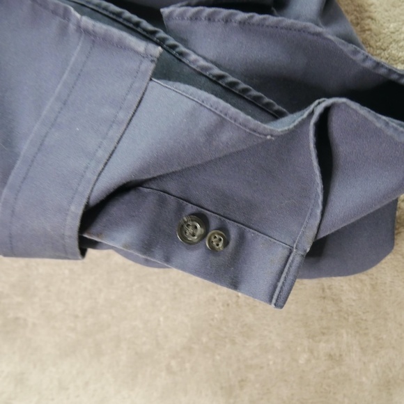 L.L. Bean Button Down Shirt Mens 2XL Navy Blue Long Sleeve Wrinkle Resistance - Picture 6 of 12